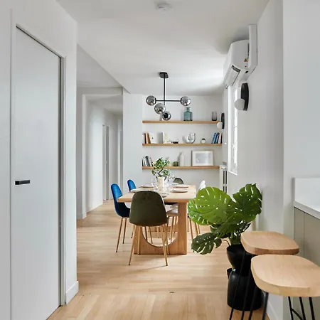 Trocadero By Prestige