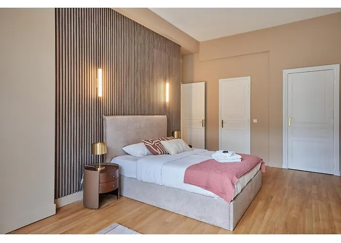 Trocadero By Prestige *