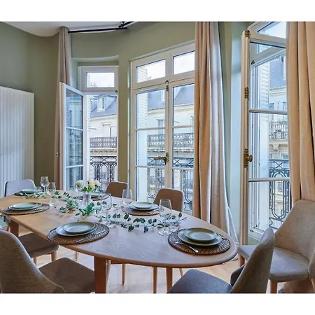 Trocadero By Prestige *